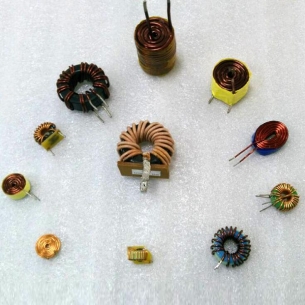 各類(lèi)磁環(huán)，線(xiàn)圈電感